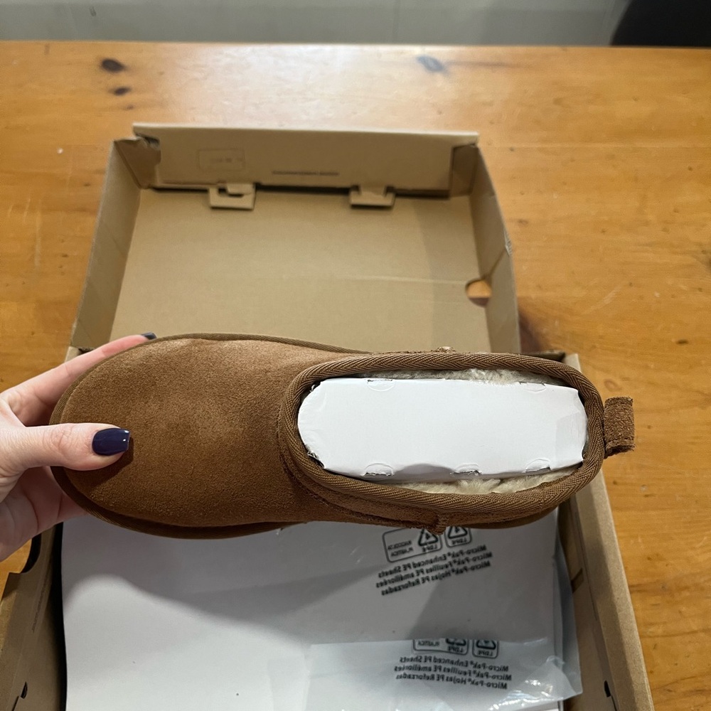 UGG Girls Platform Ultra Mini NWT - Picture 4 of 8